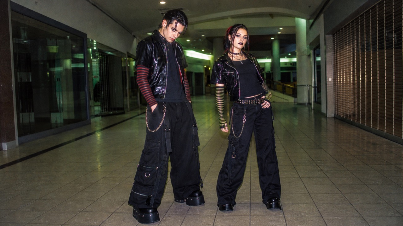 Mall Goth — interpretación generada por IA