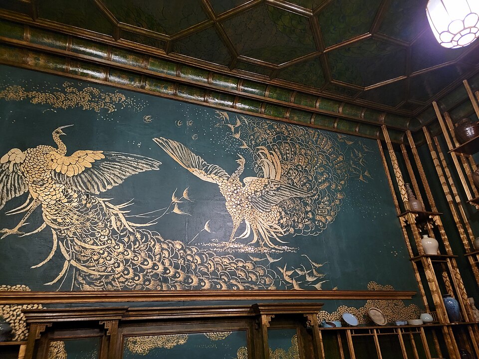 Aesthetic Movement — James McNeill Whistler, The Peacock Room (Harmony in Blue and Gold), 1876–77, Freer Gallery of Art — Wikimedia Commons / CC BY-SA 4.0 · © Votpuske