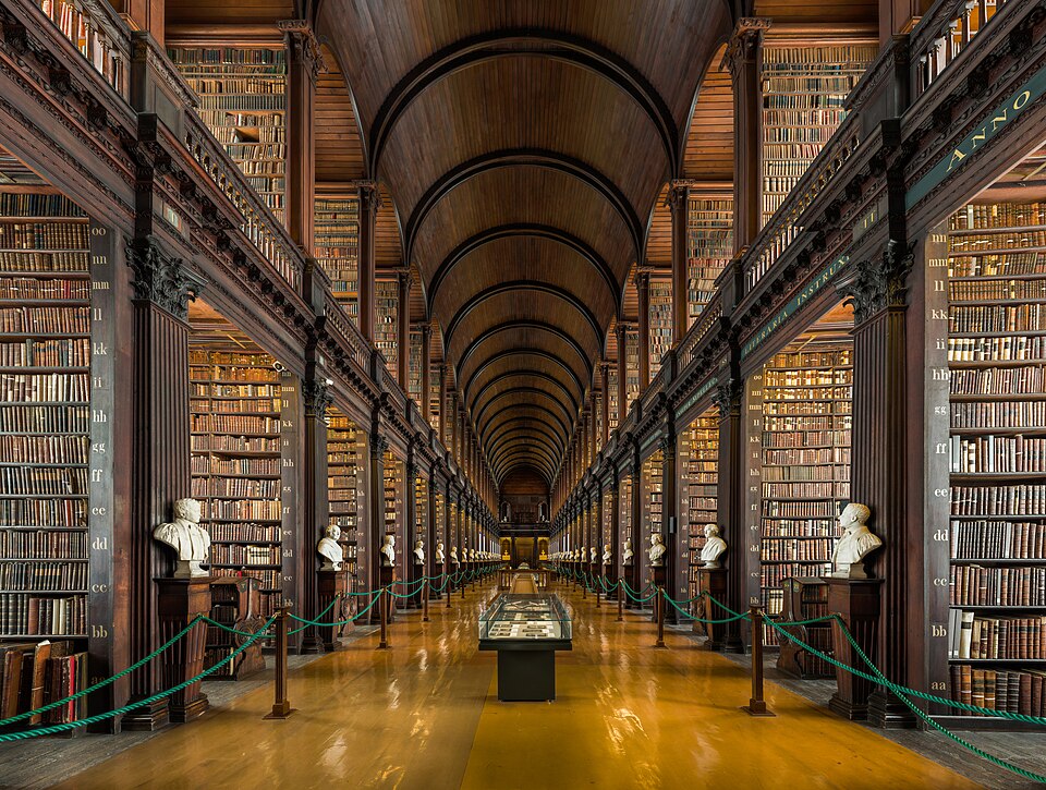 Dark Academia — The Long Room, Trinity College Library (CC BY-SA 4.0) · © Diliff