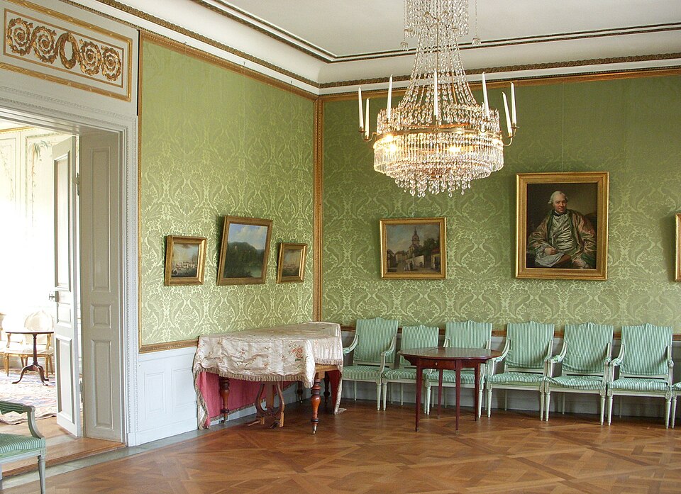 Gustavian Style — Sturehov Castle, the Green Room, 1781 — Wikimedia Commons / CC BY-SA 4.0 · © Holger.Ellgaard