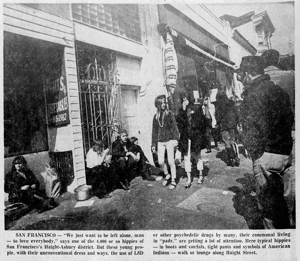 Hippie Style — Hippies in Haight-Ashbury 1967 — Wikimedia Commons / Public domain