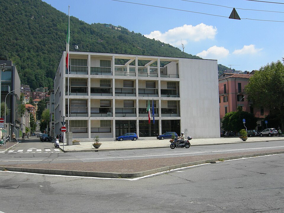 Italian Rationalism — Giuseppe Terragni, Casa del Fascio, Como, 1936 — Wikimedia Commons / CC BY-SA 4.0 · © Nicola Quirico