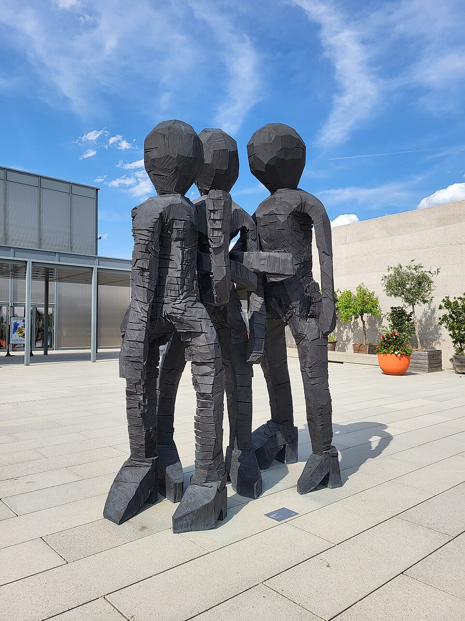 Neo-Expressionism — Georg Baselitz, BDM Gruppe, 2012 — Wikimedia Commons / CC BY-SA 4.0 · © Wamito