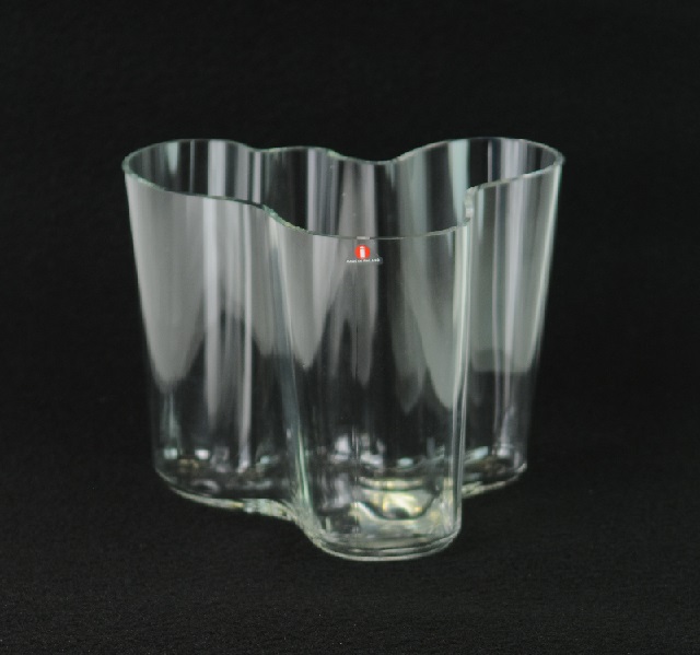 Scandinavian Modern — Aalto Vase (CC BY 4.0) · © Unknown author Unknown author